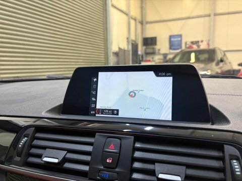 BMW 2 Series 218I Se Nav Red #25
