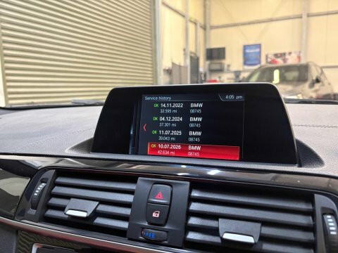 BMW 2 Series 218I Se Nav Red #36