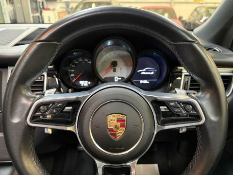 Porsche Macan Turbo Pdk Estate Grey #15