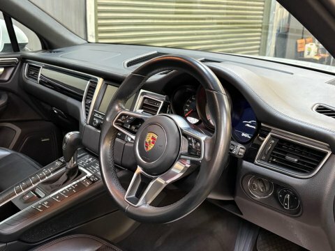 Porsche Macan Turbo Pdk Estate Grey #7