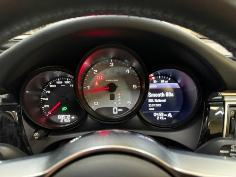 Porsche Macan Turbo Pdk Estate Grey #26