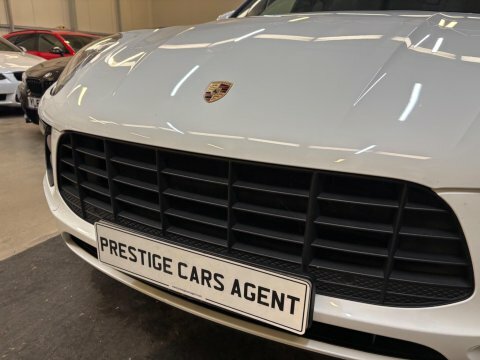 Porsche Macan Turbo Pdk Estate Grey #46