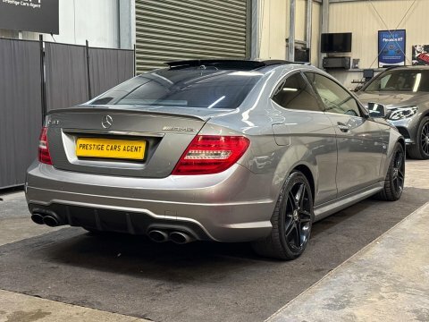 Mercedes-Benz C Class Amg Sport Plus Red #6