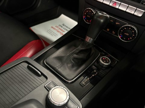 Mercedes-Benz C Class Amg Sport Plus Red #25