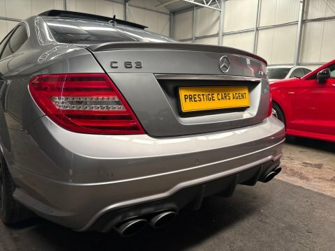 Mercedes-Benz C Class Amg Sport Plus Red #39