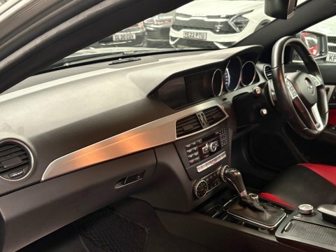 Mercedes-Benz C Class Amg Sport Plus Red #9