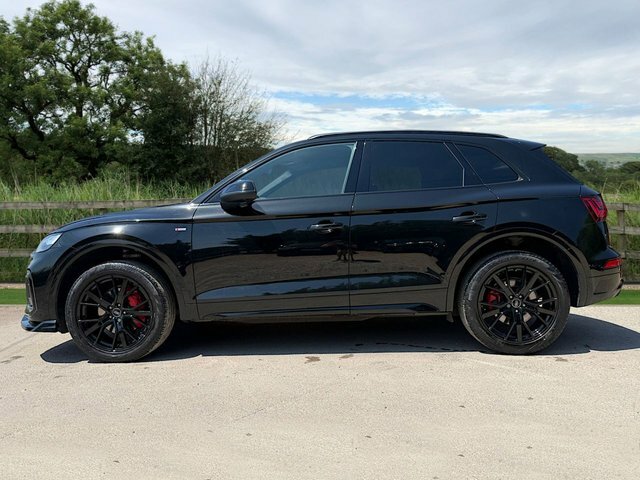 Audi Q5 Tdi 40 Edition 1 YS22HVX Black #4