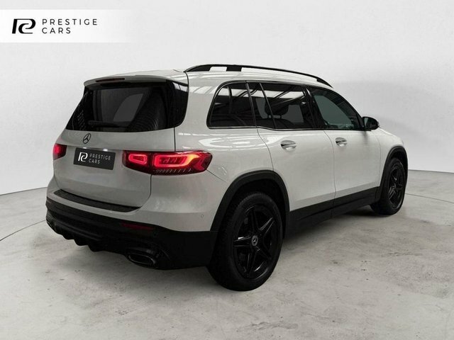 Mercedes-Benz GLB Class Glb200 Amg Line Premium White #2