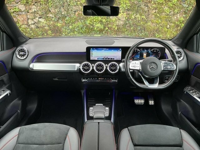 Mercedes-Benz GLB Class Glb200 Amg Line Premium Black #6
