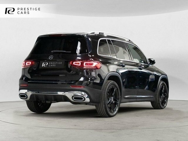 Mercedes-Benz GLB Class Glb200 Amg Line Premium Black #2