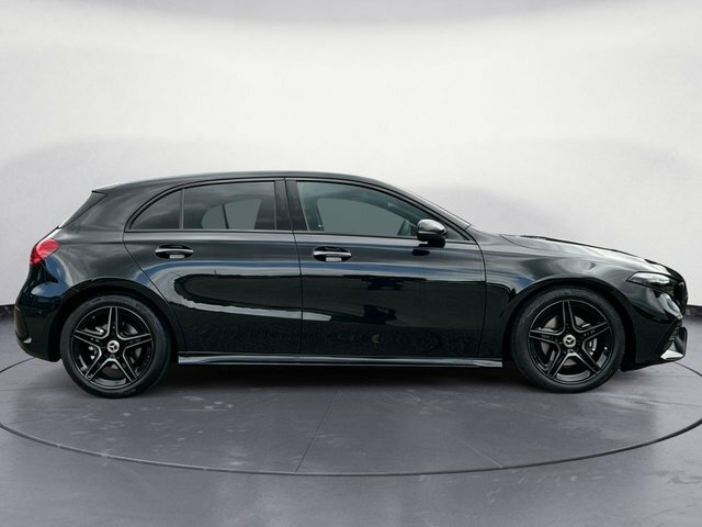 Mercedes-Benz A Class A200d Amg Line Executive Black #5