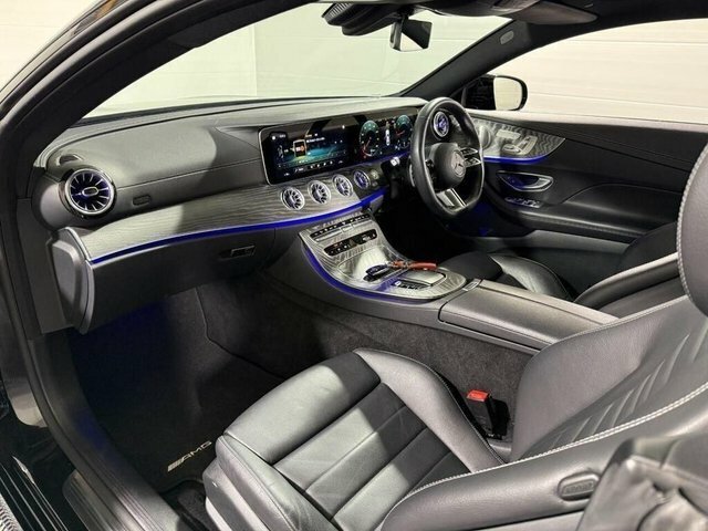 Mercedes-Benz E Class E300dh Mhev Amg Line Black #6