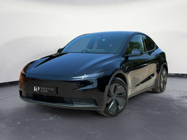Tesla Model Y Standard Suv Black