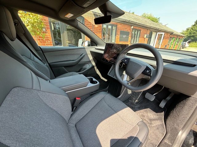 Tesla Model Y Standard Suv Black #6