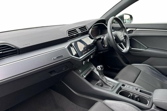 Audi Q3 Tfsi Cod 35 S FG23YMJ Black #6