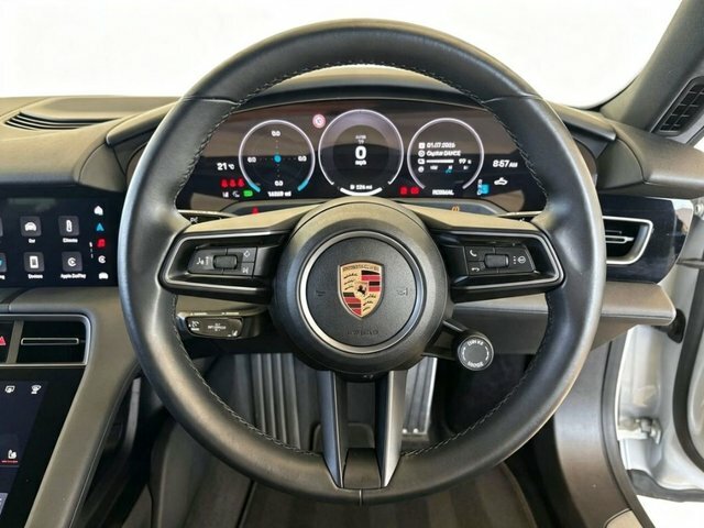Porsche Taycan 4S #7