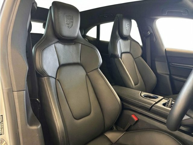 Porsche Taycan 4S #11
