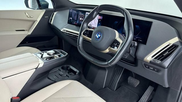 BMW iX 76.6Kwh M Sport Edition Black #4