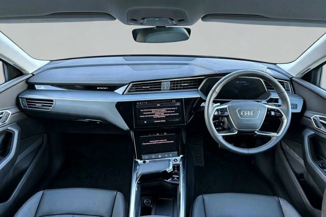 Audi Q8 e tron Sport Sportback Black #4