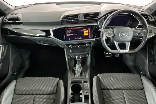 Audi Q3 Tfsi Cod 35 Black DV22HYY Black #4