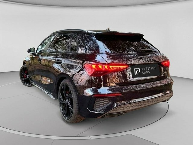 Audi A3 Tfsi 35 S Line RK23LZD Black #2