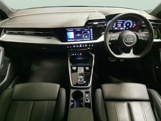 Audi A3 Tfsi 35 S Line RK23LZD Black #5