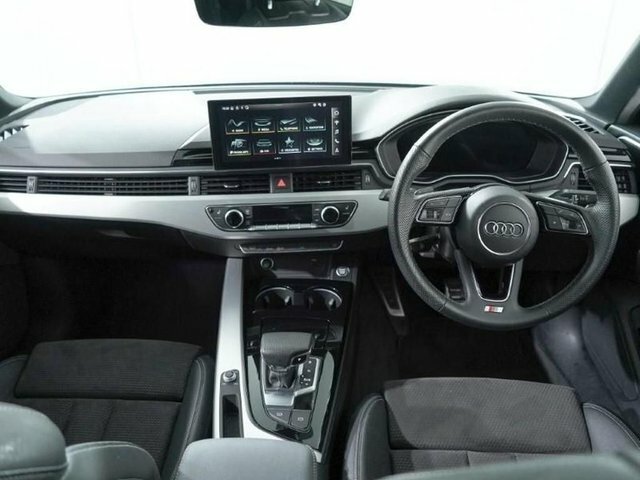 Audi A4 Tdi 35 S Line DG73FWZ Black #5