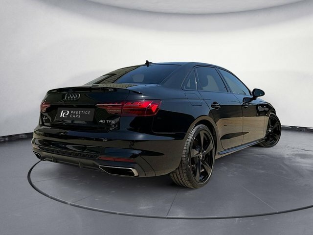 Audi A4 Tdi 35 S Line DG73FWZ Black #3