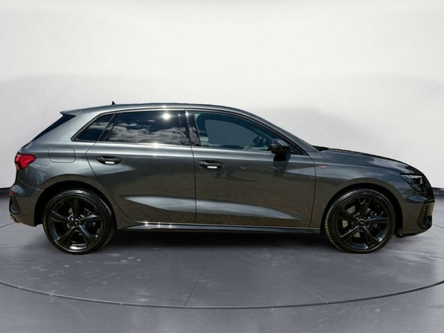 Audi A3 Tfsie 40 Sport Sportback Grey #4