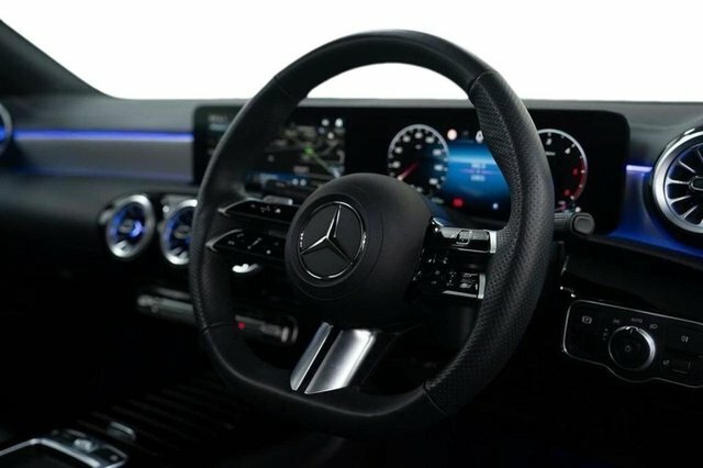 Mercedes-Benz CLA Class Cla250e 15.6Kwh Amg Line Black #5