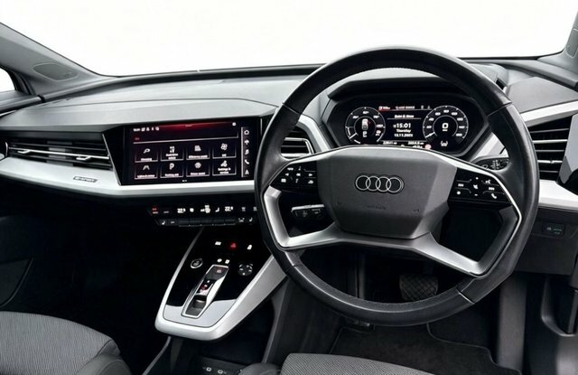 Audi Q4 E Tron Sport Sportback Black #4