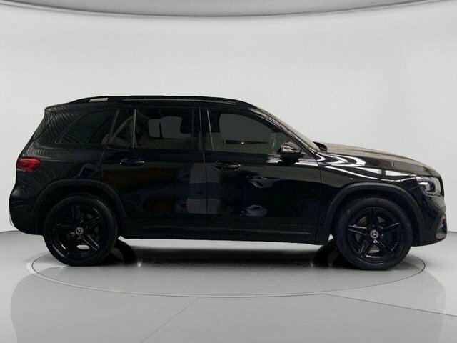 Mercedes-Benz GLB Class Glb200 Amg Line Premium Black #4