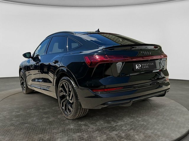 Audi E-tron Black Edition Sportback Black #4