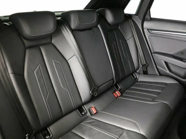 Audi A3 Tfsie 40 S Line Black #6