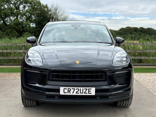 Porsche Macan Suv Pdk Black #2
