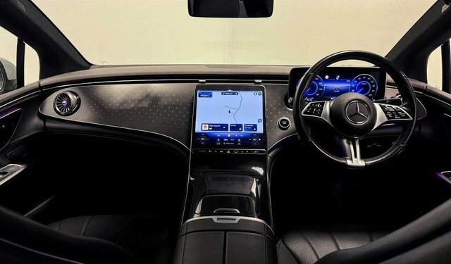 Mercedes-Benz EQE Suv Black #12