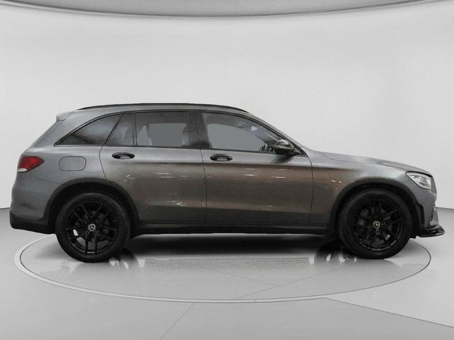 Mercedes-Benz GLC Class Glc300de 13.5Kwh Amg Line Grey #2