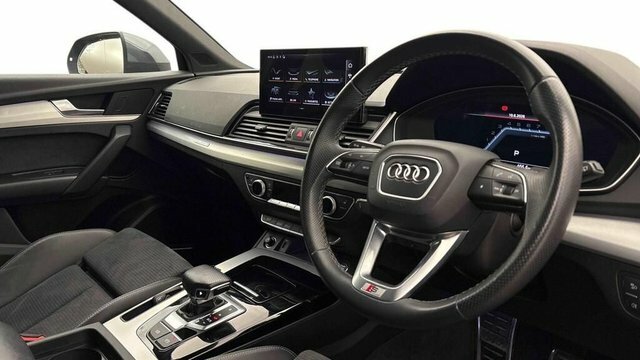Audi Q5 Tfsi 45 S Line Grey #4