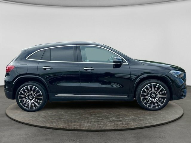 Mercedes-Benz GLA Class Gla250e 15.6Kwh Amg Line Black #4