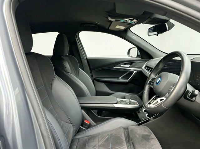 BMW iX2 230Kw Xdrive30 Shadow Edition 65Kwh Black #15