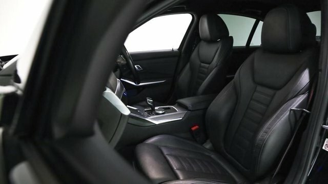 BMW 3 Series 318I M Sport Saloon YY71BLF Black #4