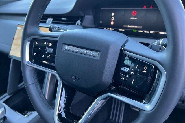 Land Rover Discovery Sport P300e 12.2Kwh Dynamic Se Black #6