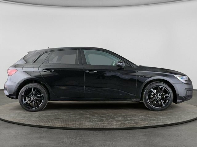 Audi A3 Tfsie 40 Sport Sportback Black #3