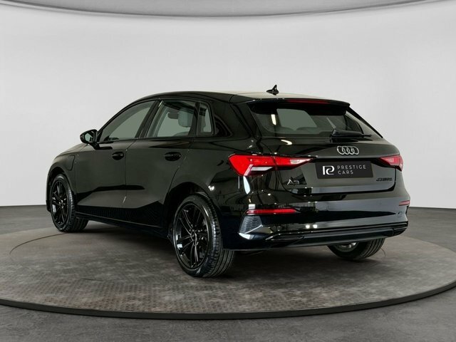 Audi A3 Tfsie 40 Sport Sportback Black #4