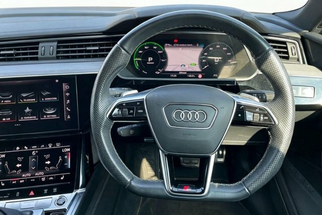 Audi Q8 e tron Black Edition Suv Black #4