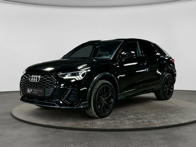 Audi Q3 Tfsie 45 Vorsprung Sportback Black #2
