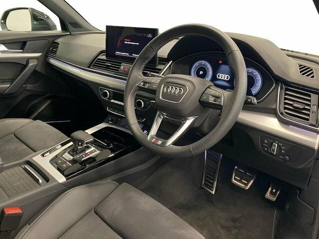 Audi Q5 Tdi 40 S Line Black #6