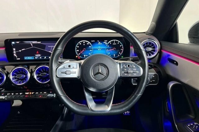 Mercedes-Benz CLA Class 200 Sport Executive Edition Tip Black #4