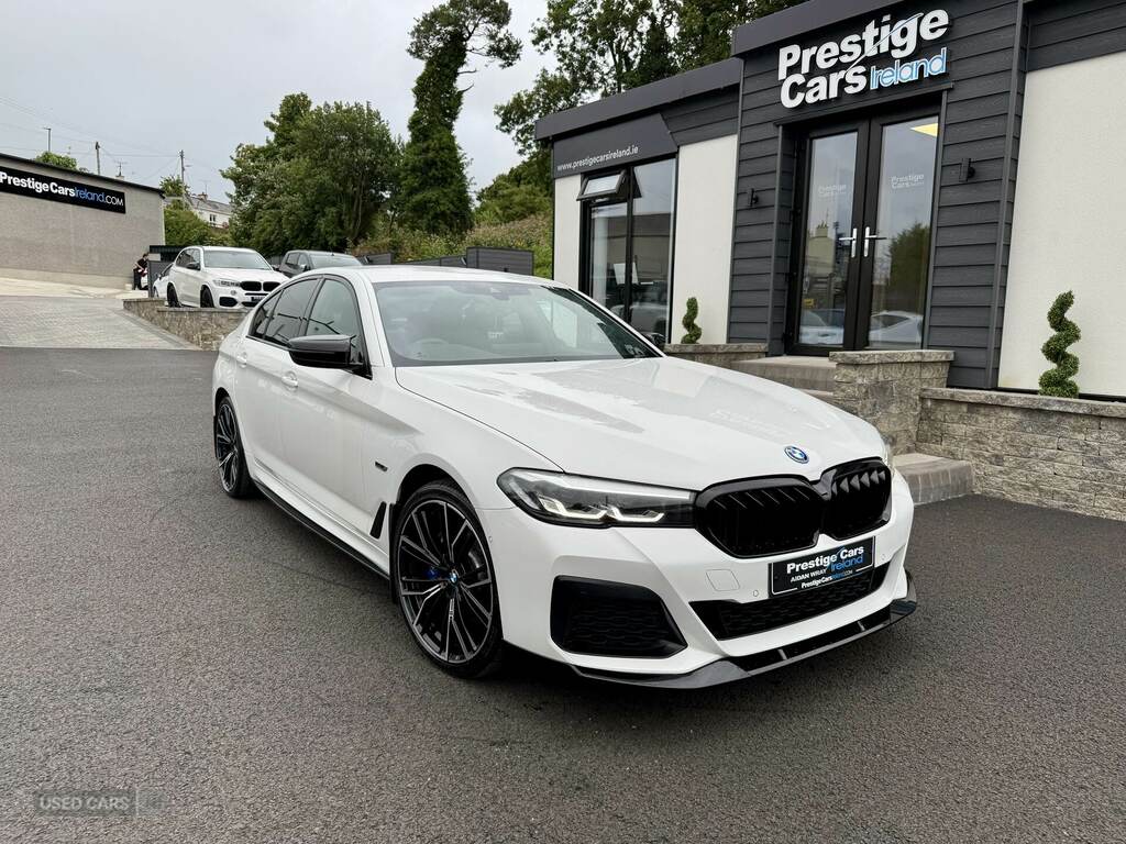 BMW 5 Series 530E M Sport White #4
