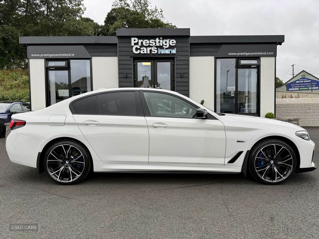BMW 5 Series M Sport #9